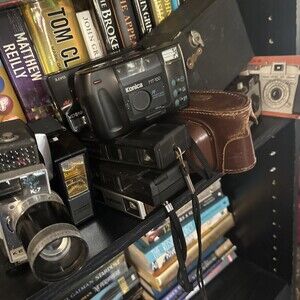 Vintage Camera 9 Lot. Kodak PONY 135, Brownie, Konica, Minolta, Keystone Etc